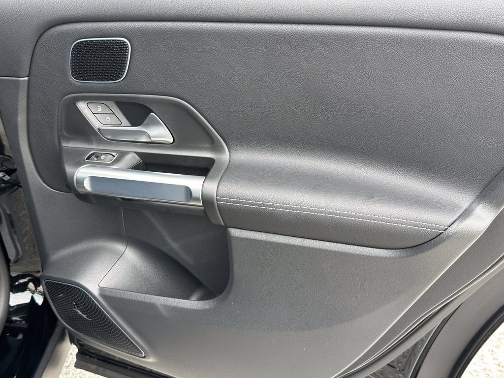 Certified 2025 Mercedes-Benz GLB 250 image 19