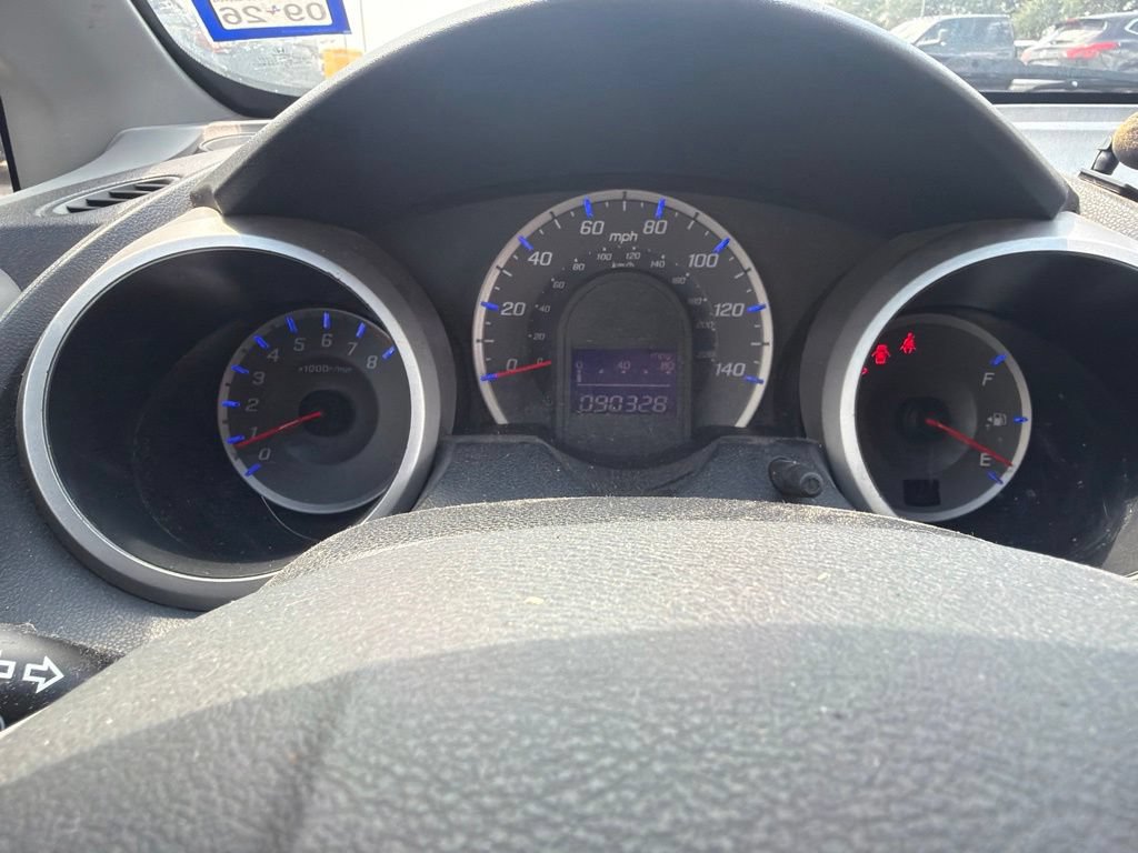 Used 2011 Honda Fit Sport image 9