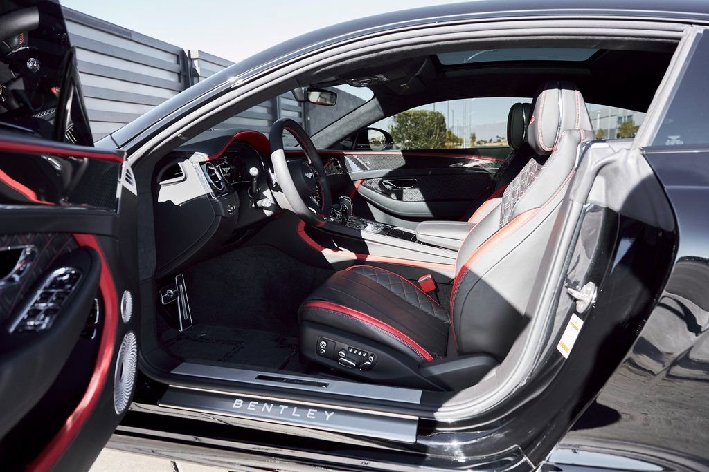 Used 2022 Bentley Continental GT Speed AWD/4WD image 25