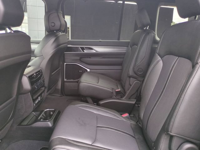 New 2026 Jeep Grand Wagoneer Limited AWD/4WD image 14