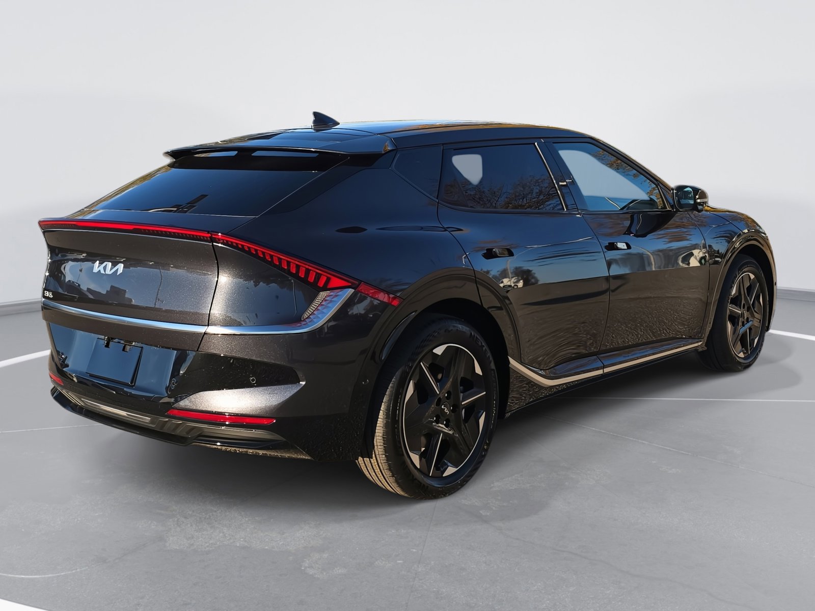 New 2025 Kia EV6 Wind image 5