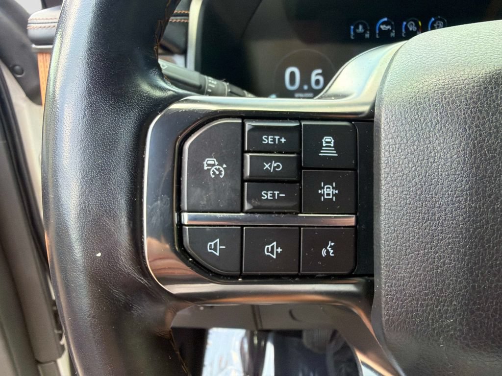 Used 2022 Ford Expedition Platinum AWD/4WD image 29