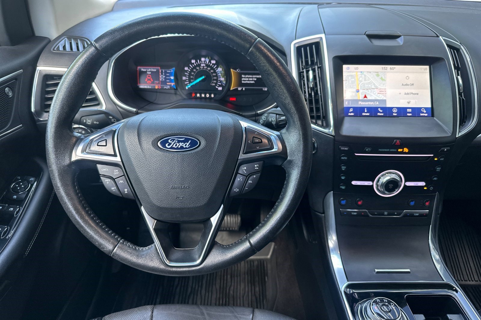 Used 2019 Ford Edge Titanium image 18