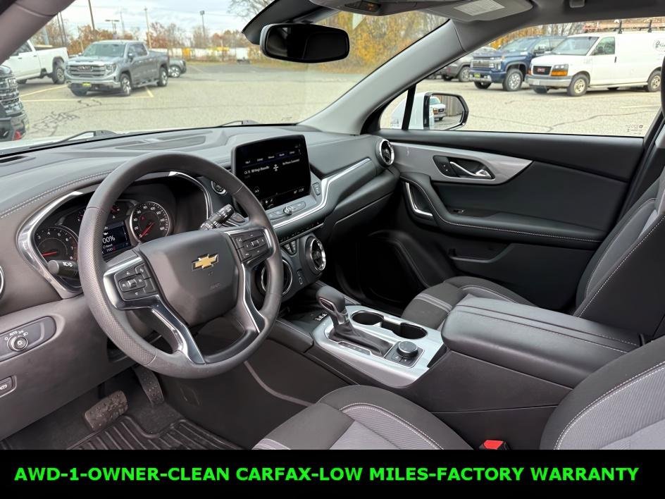 Used 2025 Chevrolet Blazer LT w/ Convenience Package image 13