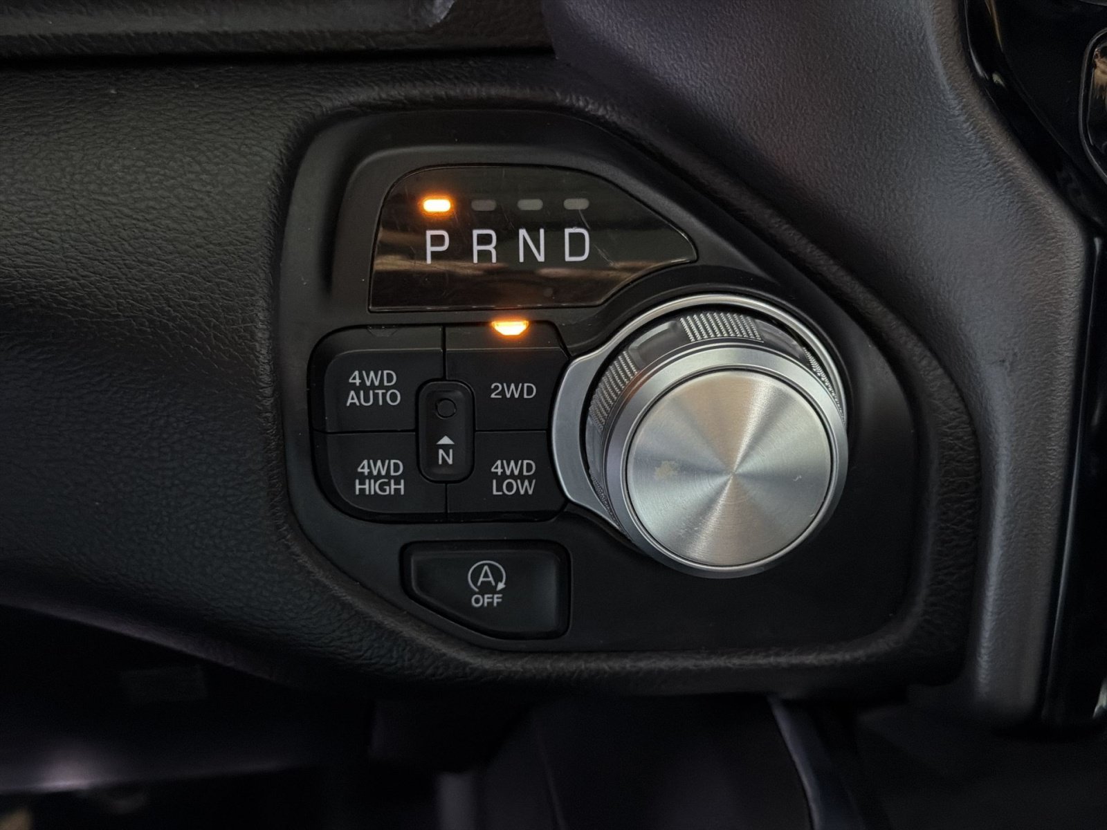 Used 2023 RAM 1500 Laramie AWD/4WD image 22