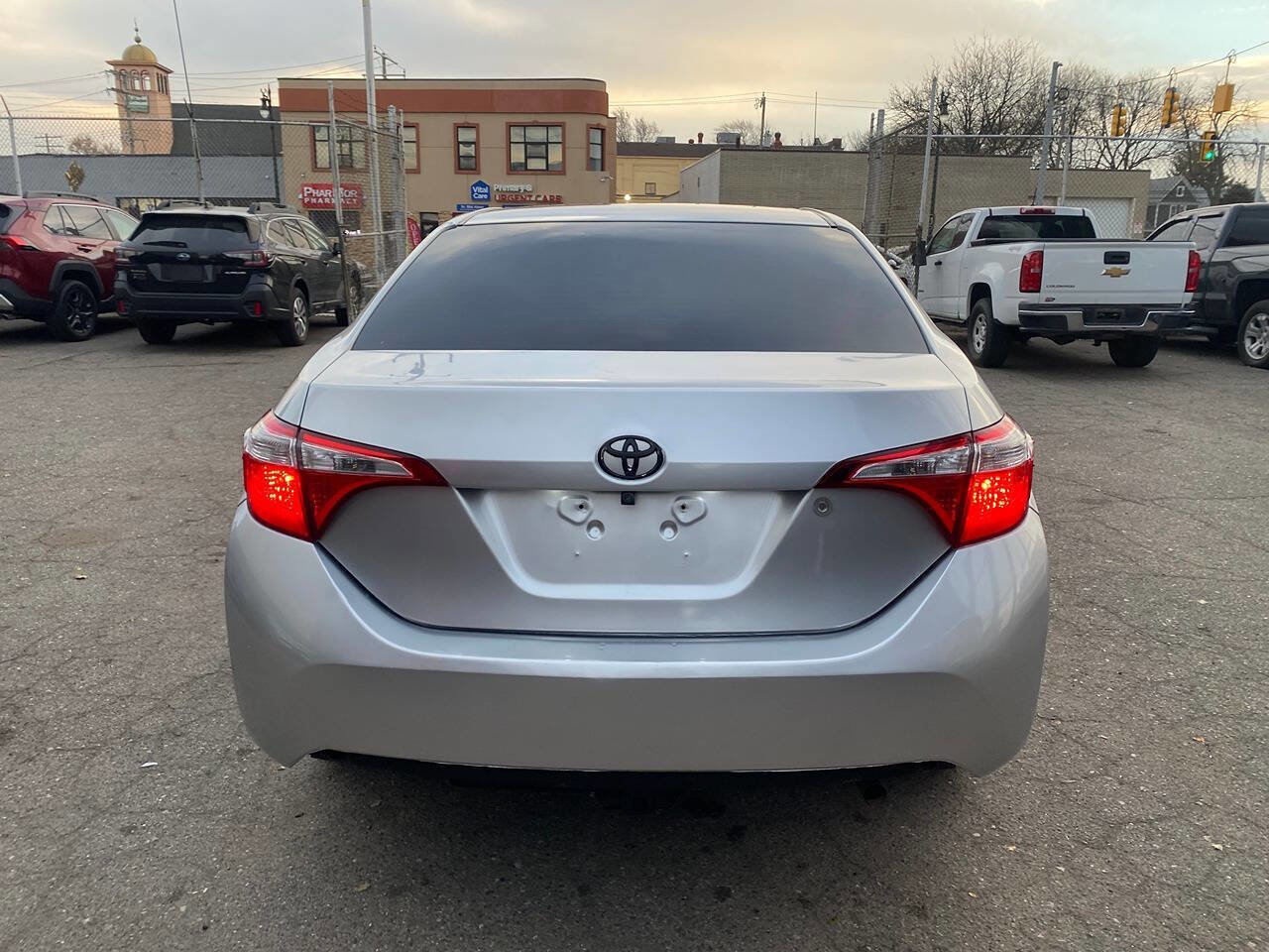 Used 2014 Toyota Corolla L FWD image 29