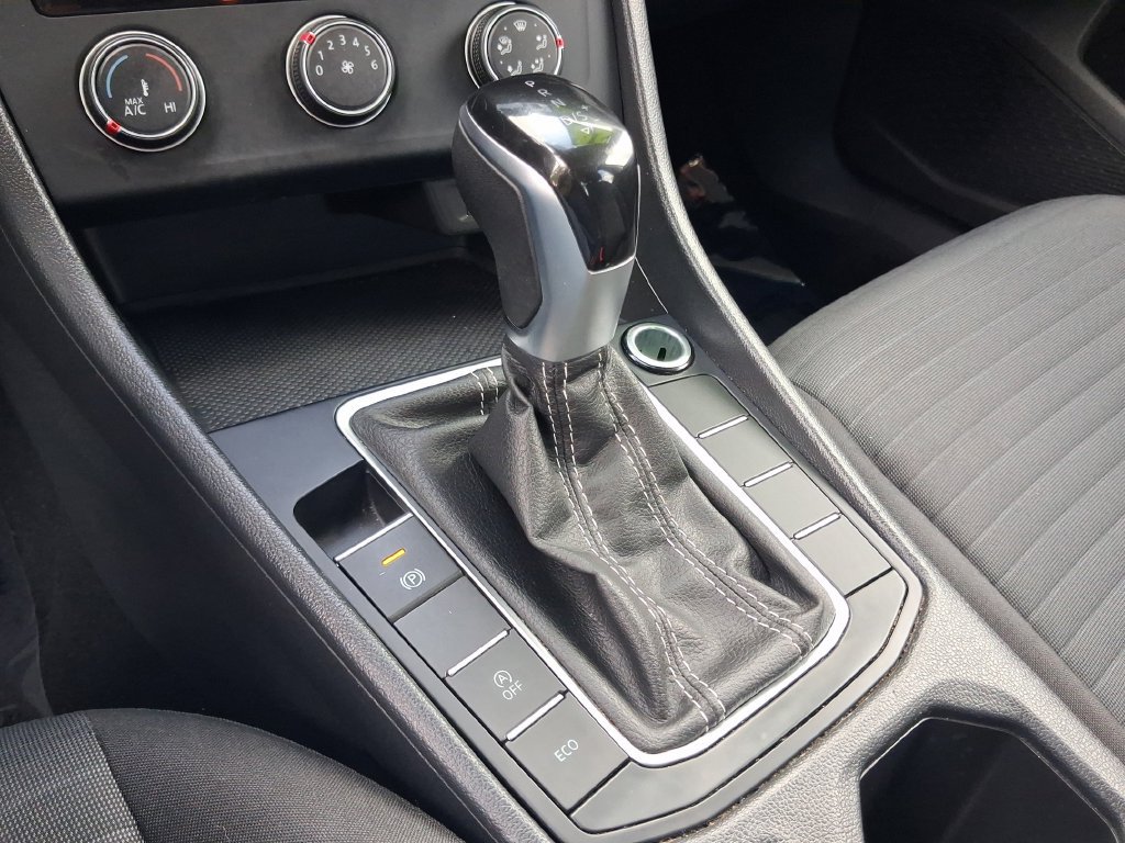 Certified 2024 Volkswagen Jetta S FWD image 20