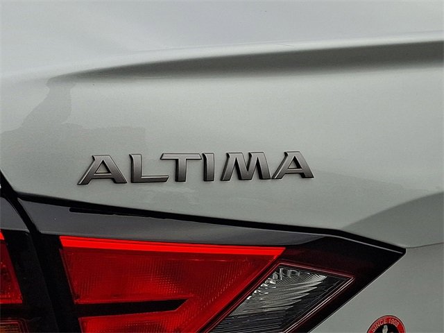 Used 2024 Nissan Altima 2.5 SV image 29
