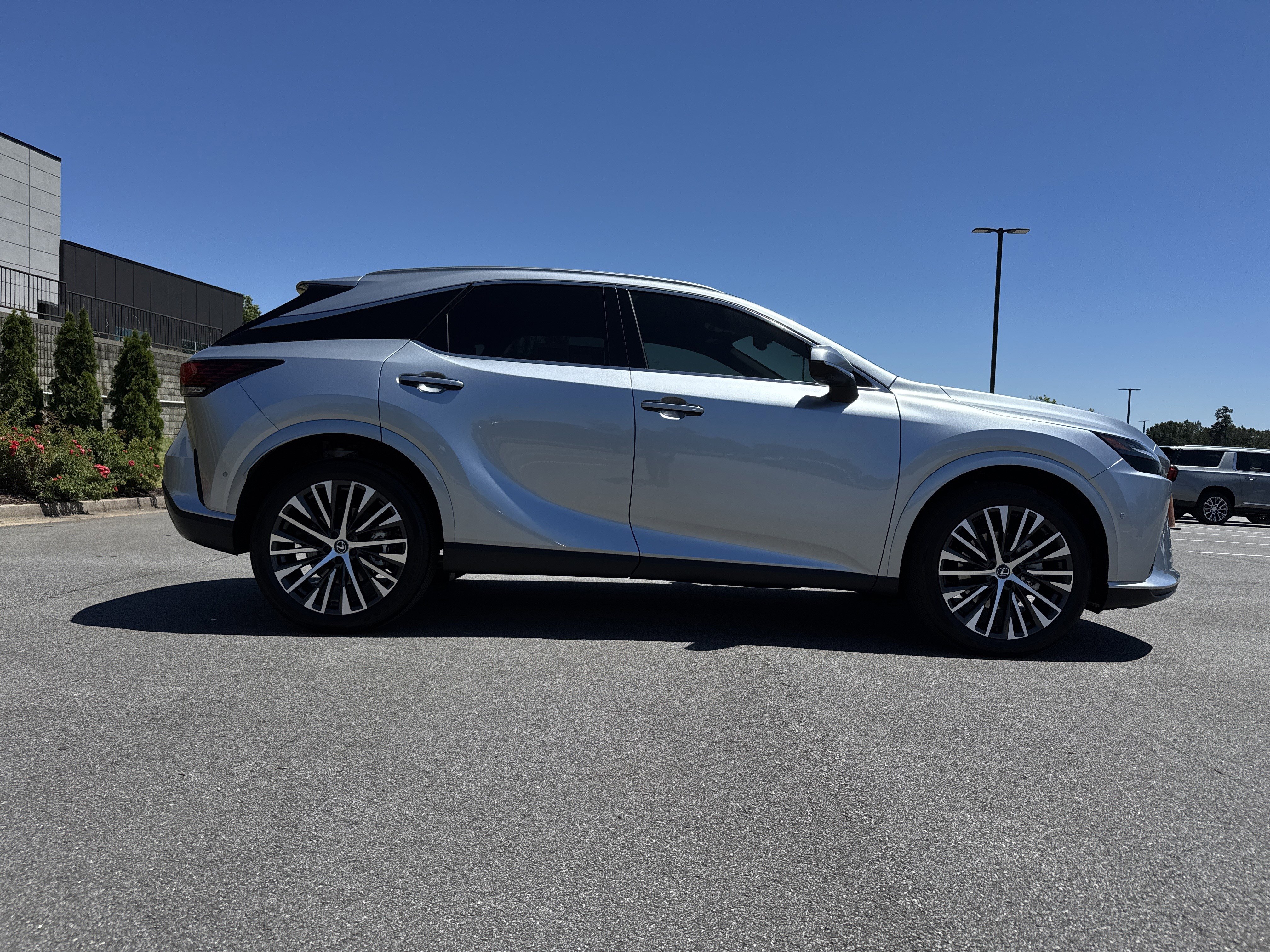 Used 2025 Lexus RX 350 Premium Plus w/ Convenience Package FWD image 11