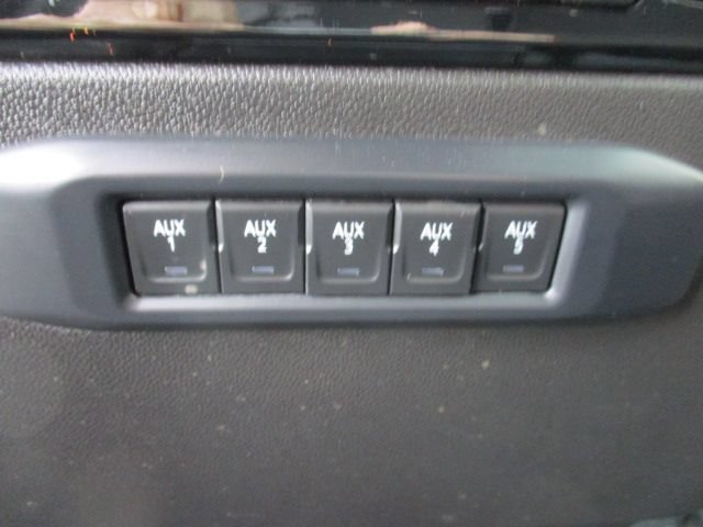 Used 2024 Chevrolet Silverado 2500 LT w/ Convenience Package AWD/4WD image 18