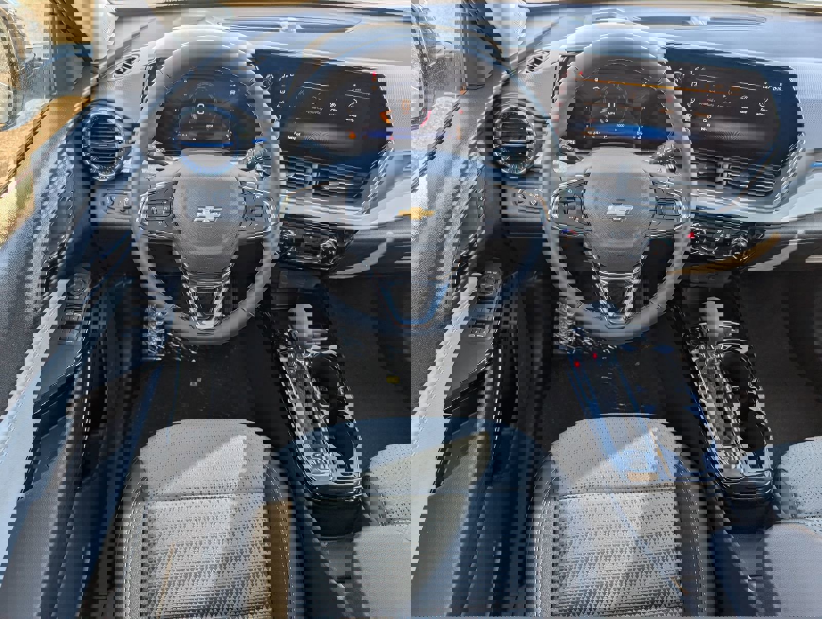 New 2026 Chevrolet Trax LT image 9