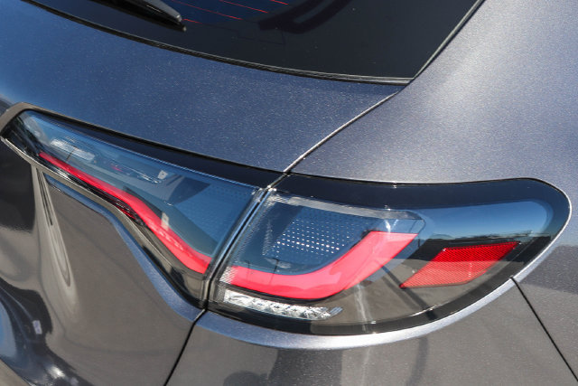Certified 2025 Honda HR-V LX image 8