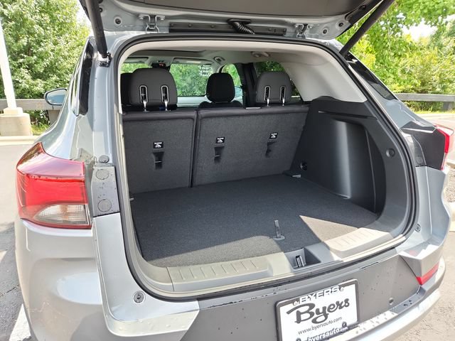 New 2026 Chevrolet TrailBlazer LT w/ Convenience Package FWD image 18
