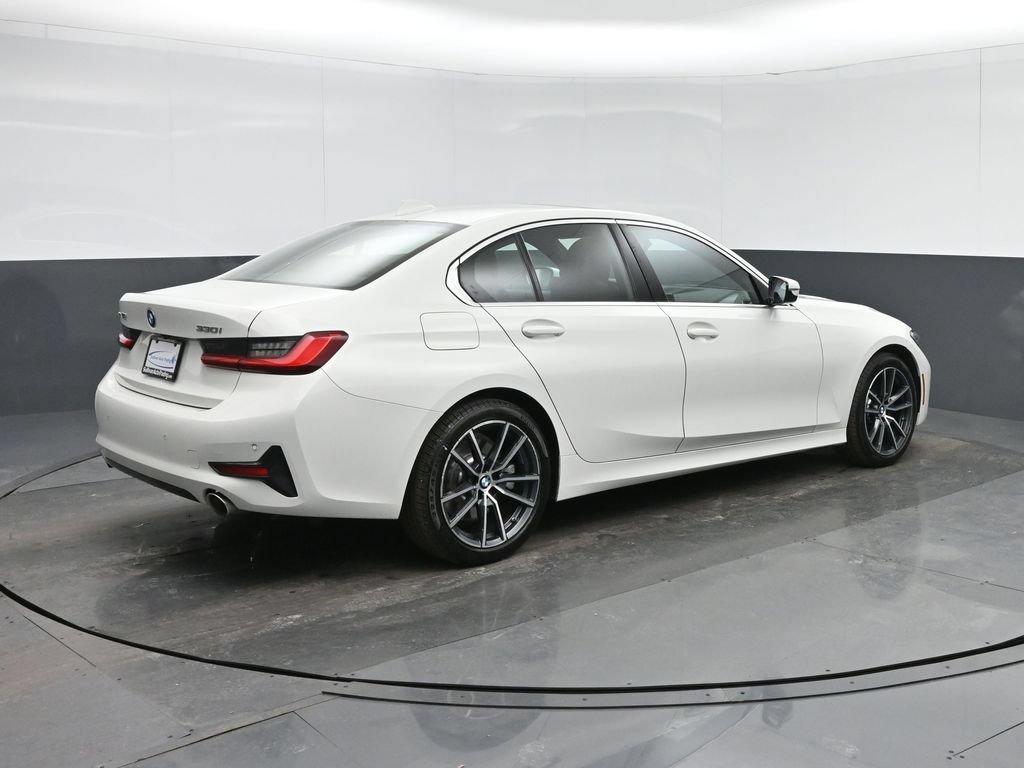 Used 2019 BMW 330i xDrive Sedan w/ Convenience Package AWD/4WD image 7