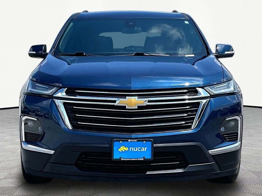 Used 2023 Chevrolet Traverse LT w/ LPO, Floor Liner Package AWD/4WD image 2