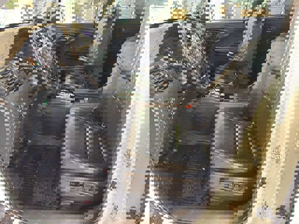 Used 2017 Honda Pilot Touring image 10