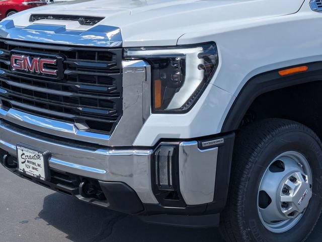 New 2026 GMC Sierra 3500 Pro w/ Fleet Convenience Package AWD/4WD image 9
