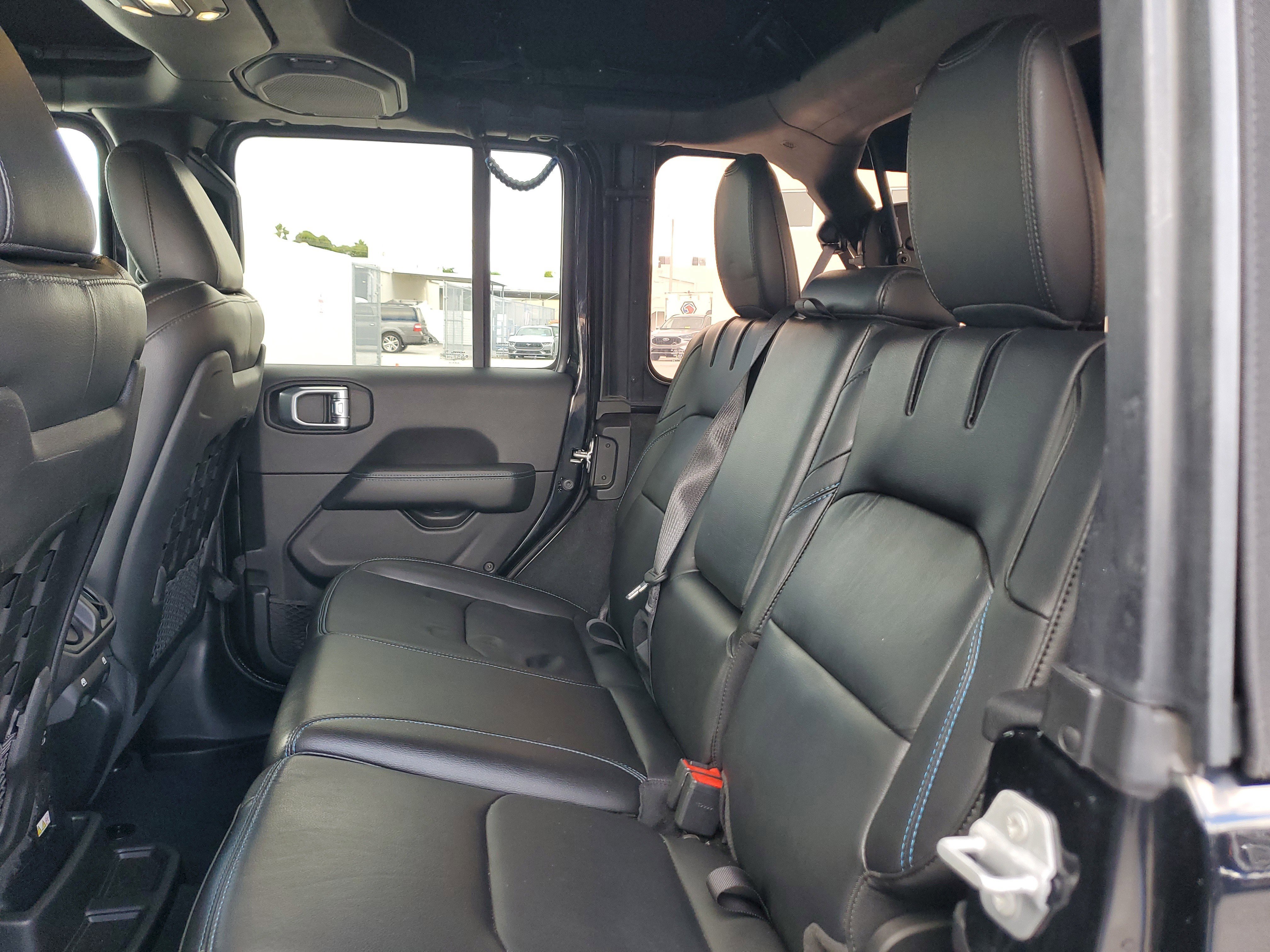 Used 2022 Jeep Wrangler Unlimited Rubicon 4xe w/ Steel Bumper Group image 13