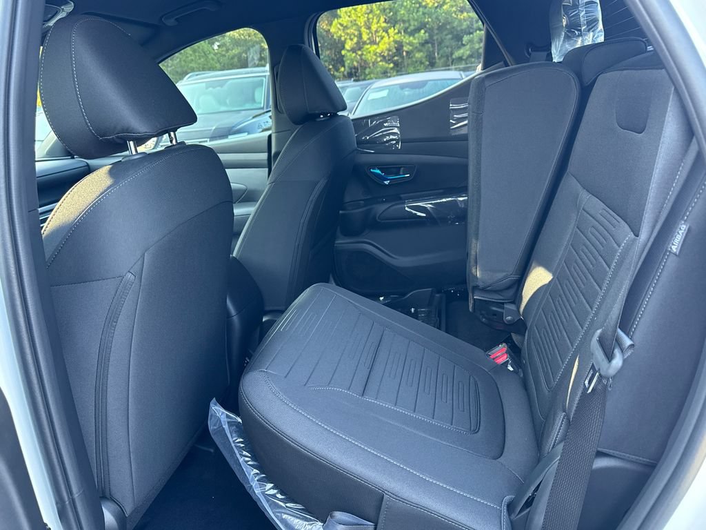 New 2026 Hyundai Santa Cruz SE FWD image 12