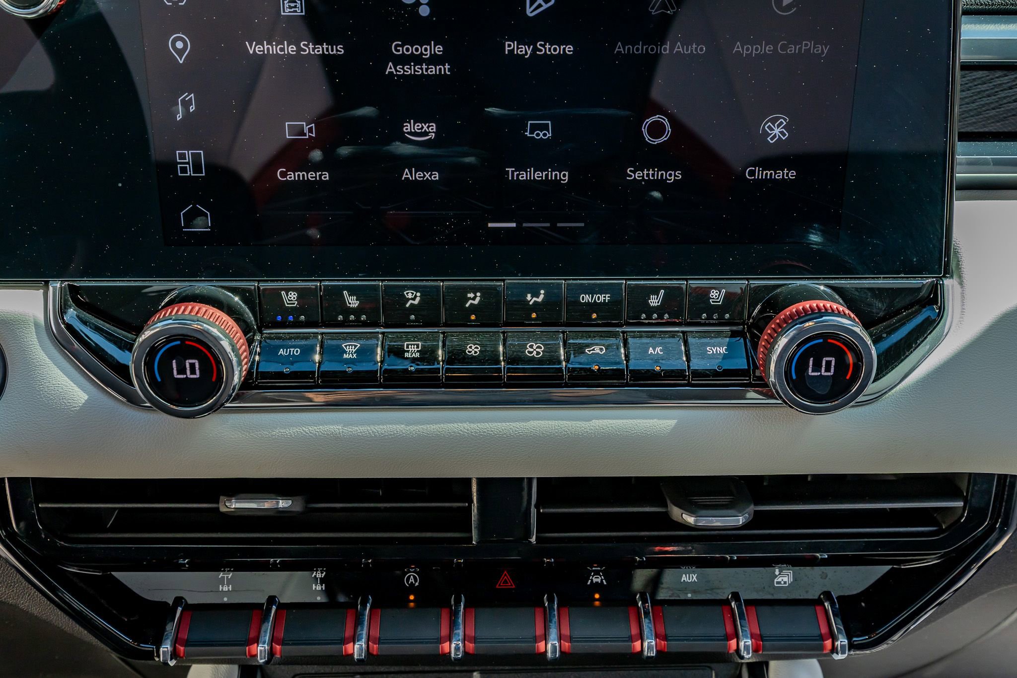 Used 2024 GMC Canyon AT4X image 26