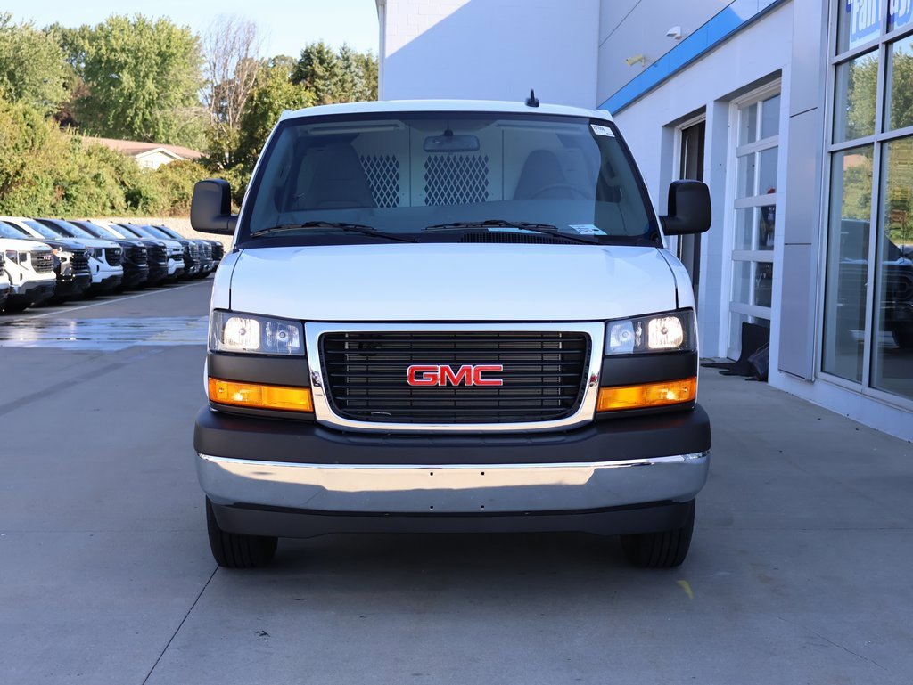 New 2025 GMC Savana 3500 Extended w/ Driver Convenience Package image 5