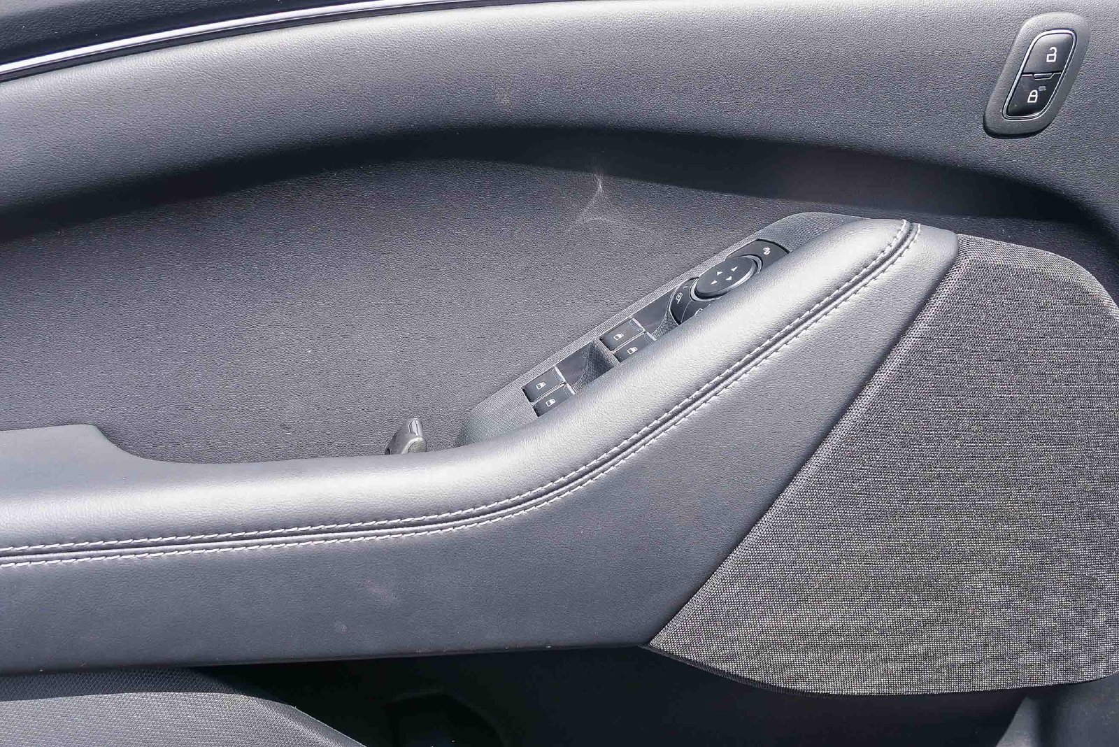 New 2026 Ford Mustang Mach-E Select RWD image 23