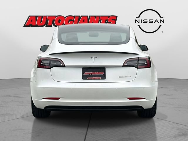 Used 2021 Tesla Model 3 Performance image 4