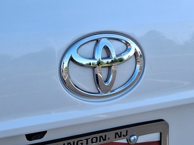 Used 2023 Toyota Highlander XLE image 30