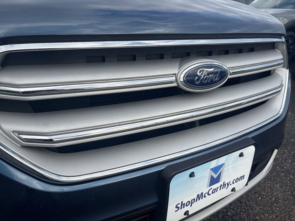 Used 2018 Ford Escape Titanium w/ Ford Safe & Smart Package AWD/4WD image 5