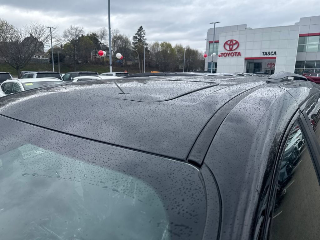 New 2026 Toyota Sienna XLE Woodland Edition AWD/4WD image 19