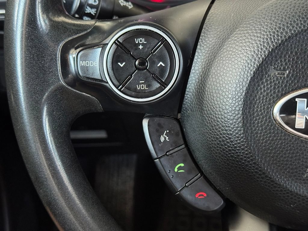 Used 2019 Kia Soul + FWD image 26