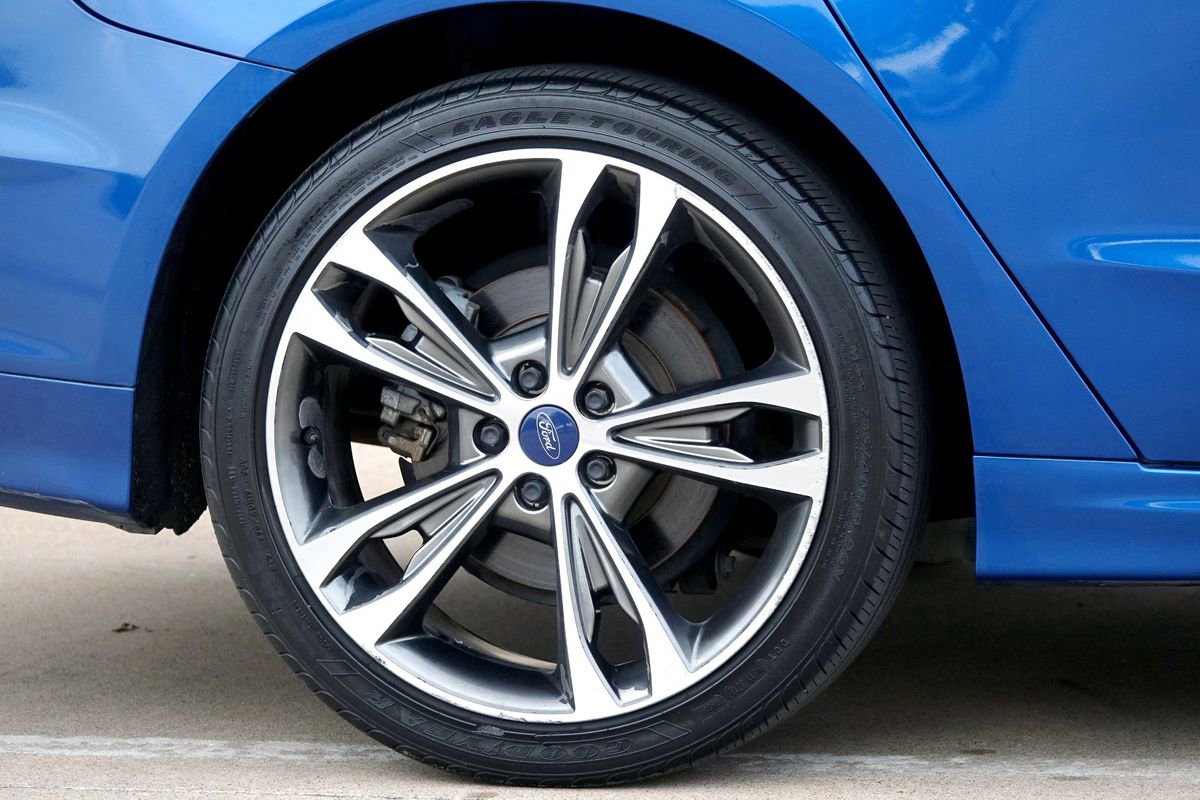 Used 2018 Ford Fusion SE w/ Fusion SE Technology Package image 29