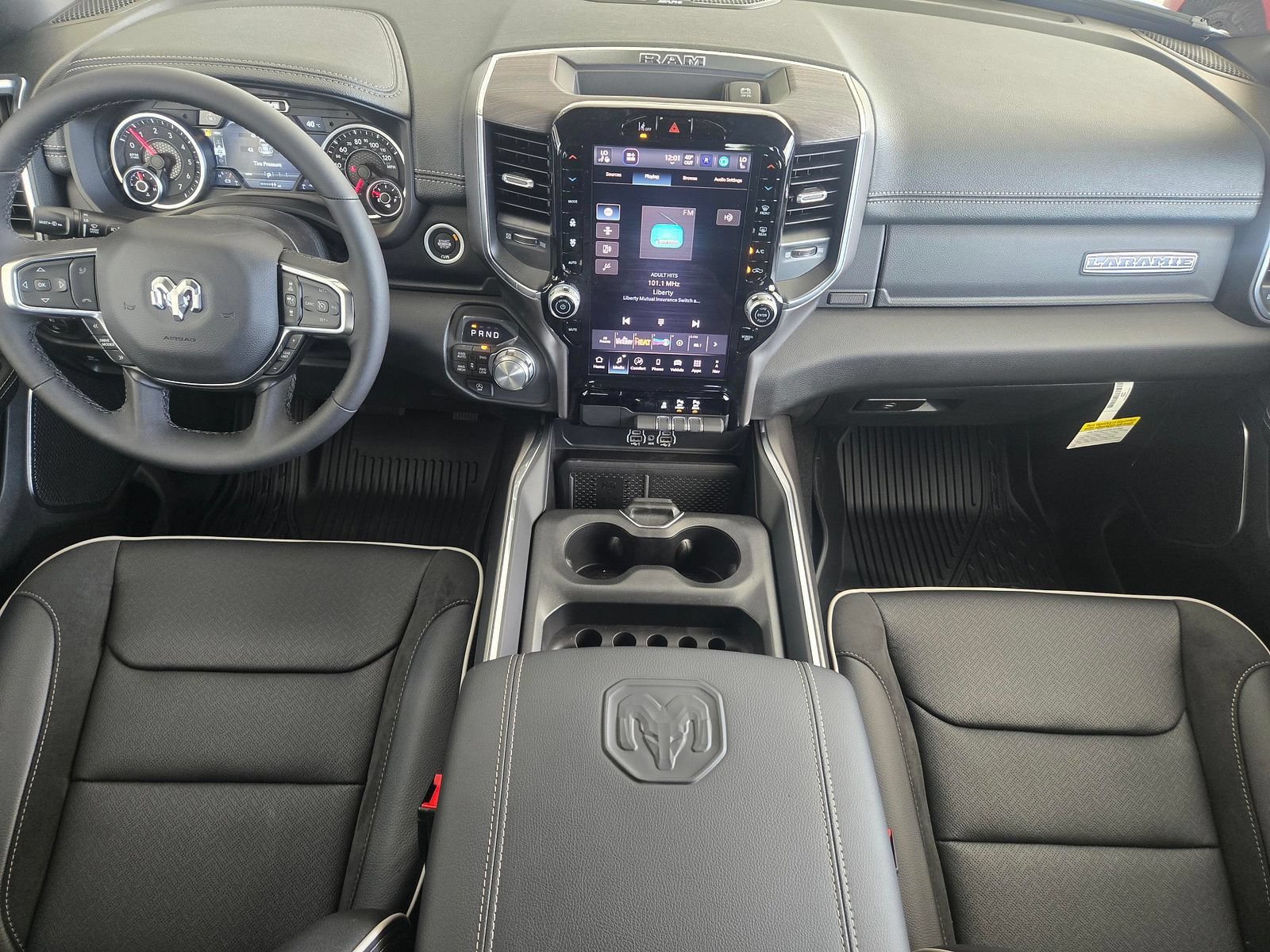 New 2026 RAM 1500 Laramie AWD/4WD image 7