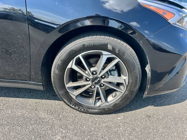 Used 2024 Kia Forte LXS w/ LXS Technology Package FWD image 30