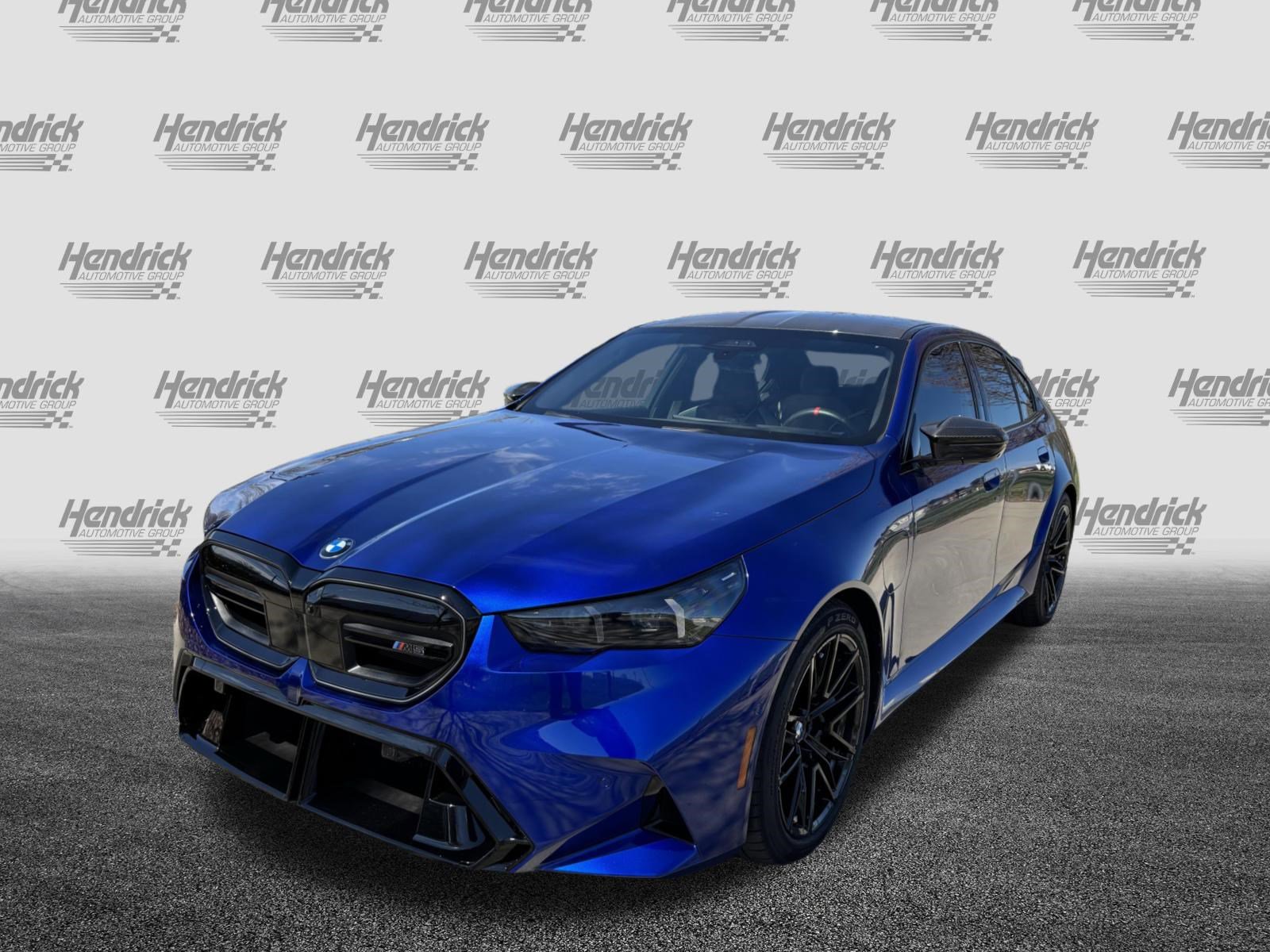 Used 2025 BMW M5 w/ Carbon Package AWD/4WD image 7