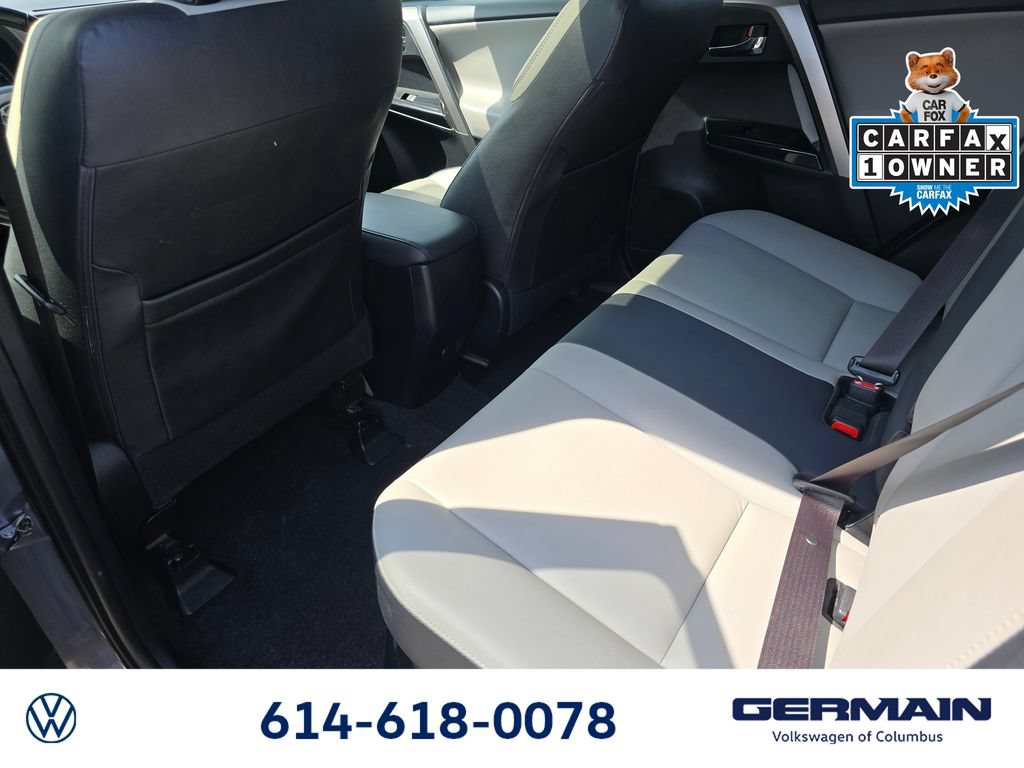 Used 2018 Toyota RAV4 Limited AWD/4WD image 21