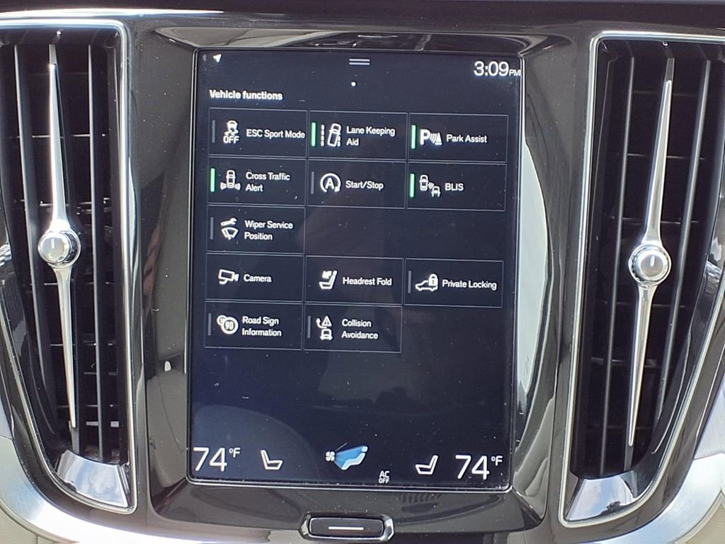 Used 2019 Volvo S60 T5 Momentum w/ Premium Package FWD image 16