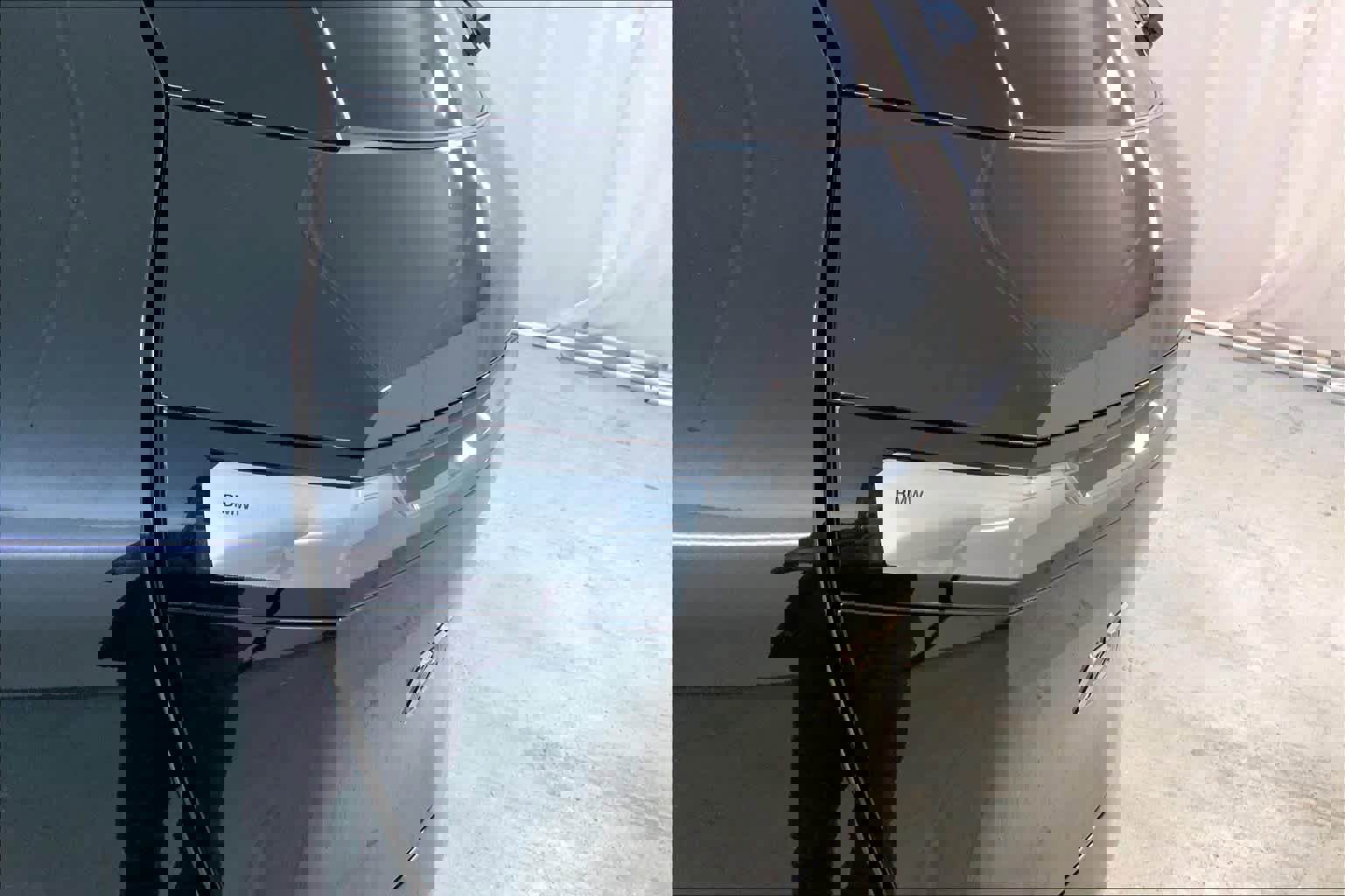 Used 2023 BMW iX M60 w/ Executive Package image 28