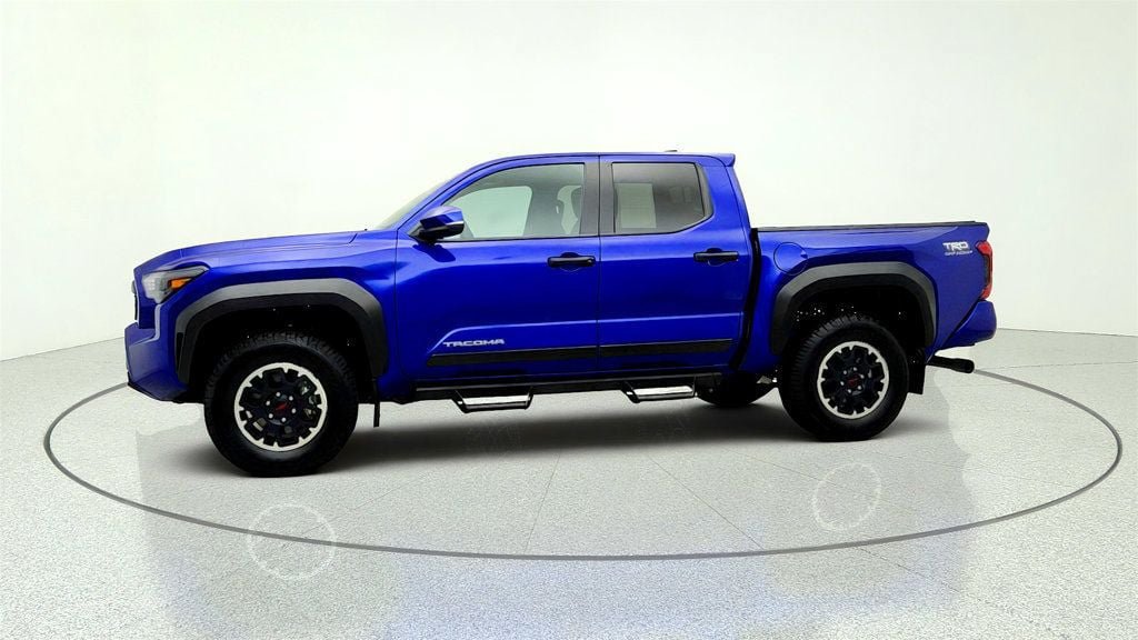 Used 2024 Toyota Tacoma TRD Off-Road w/ TRD Off Road Upgrade Package AWD/4WD image 9
