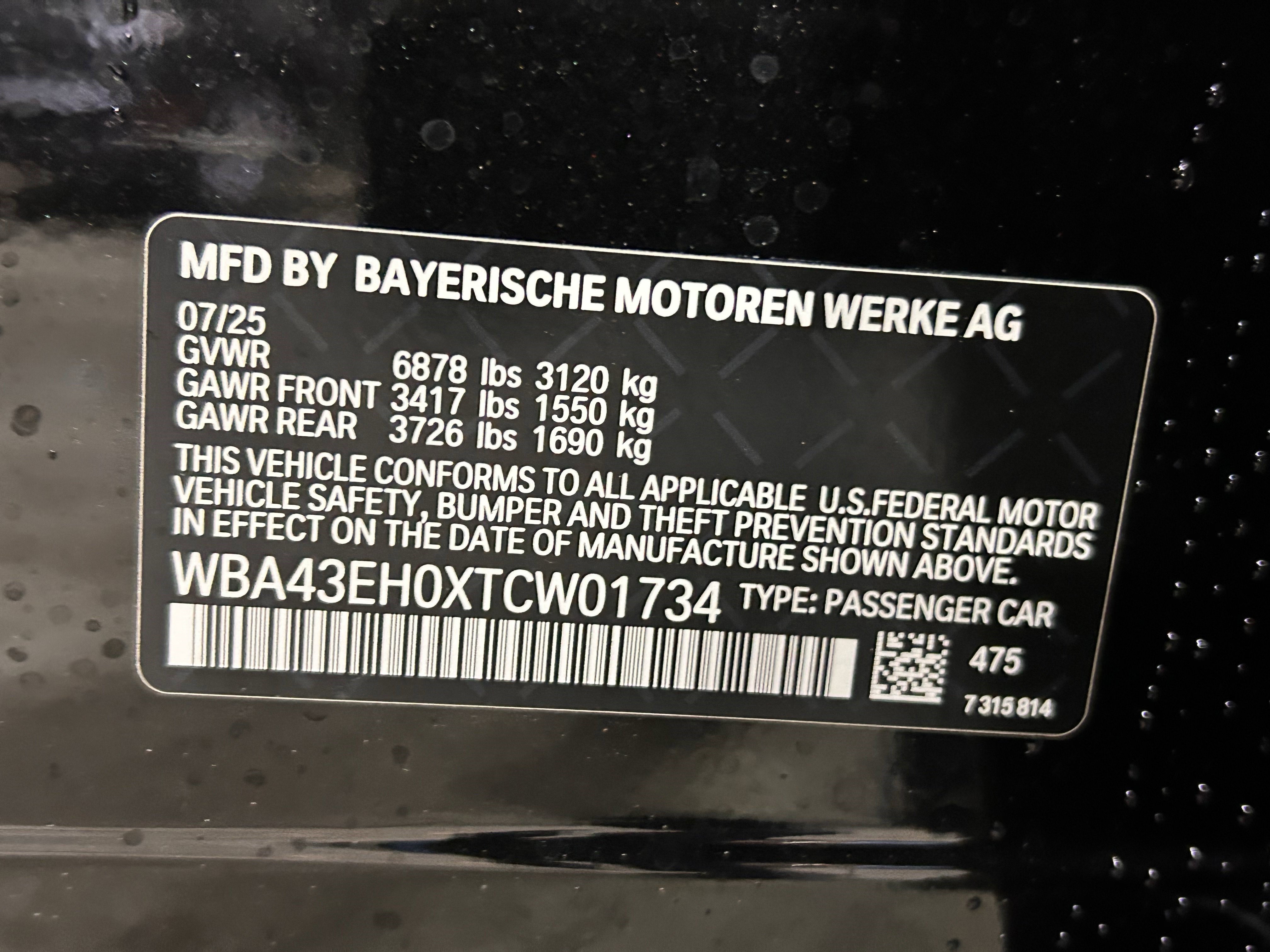 Used 2026 BMW 750e xDrive w/ Executive Package AWD/4WD image 43
