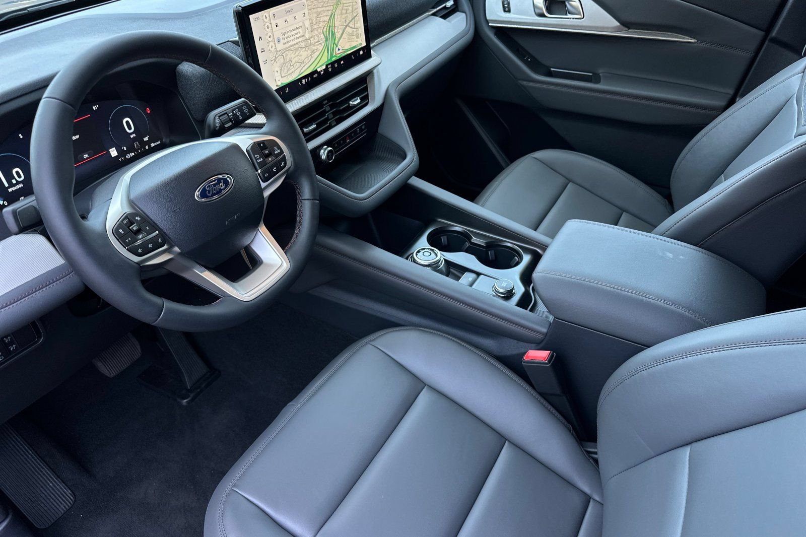 New 2026 Ford Explorer Active w/ Active Comfort Package RWD image 9