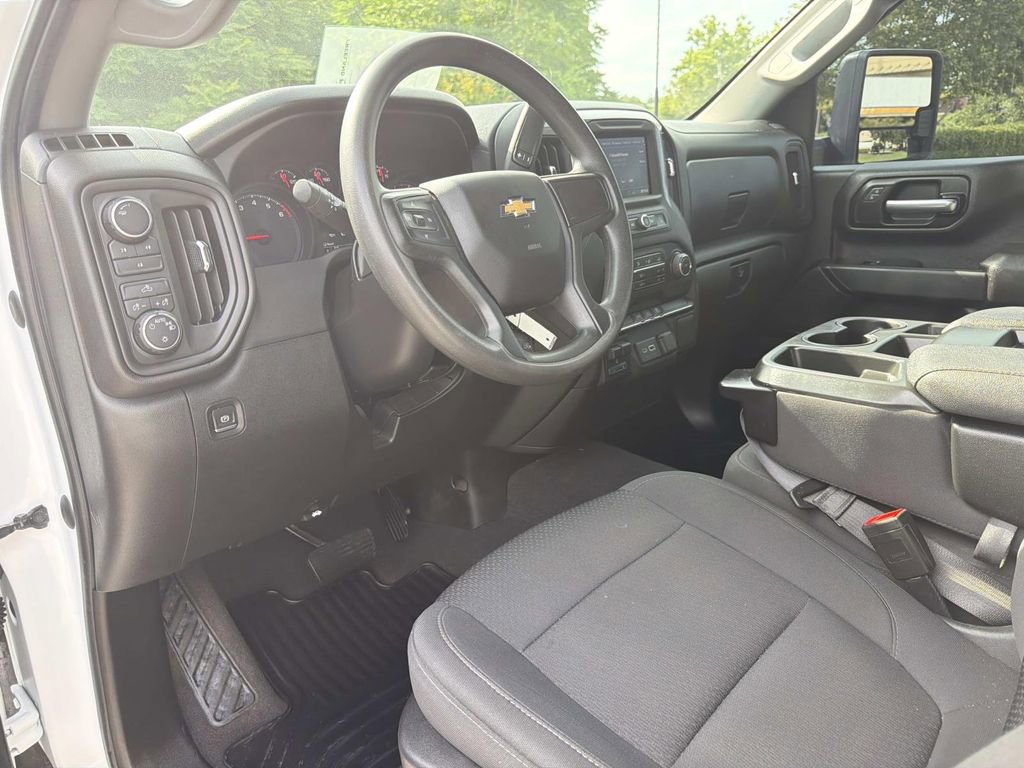 Used 2023 Chevrolet Silverado 2500 Custom w/ Custom Convenience Package AWD/4WD image 24