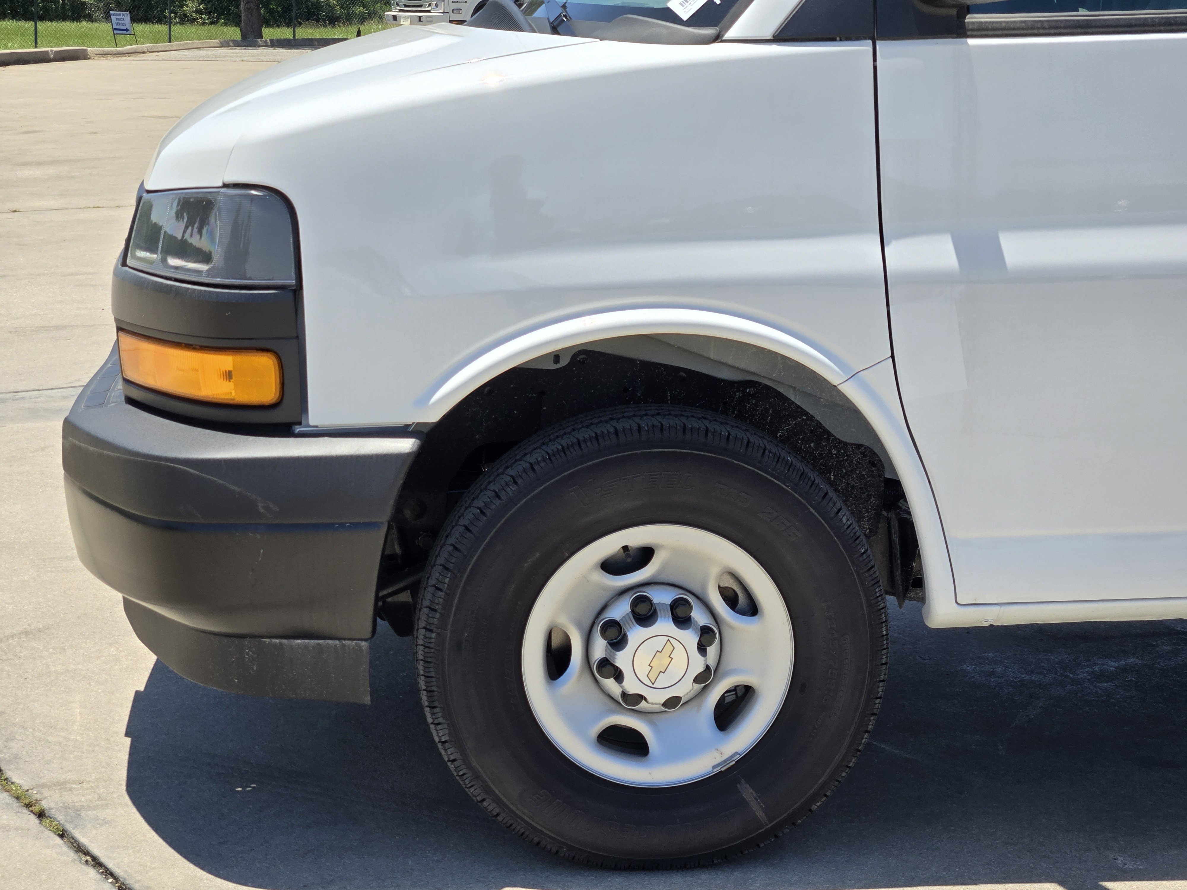 New 2025 Chevrolet Express 2500 w/ Driver Convenience Package image 5