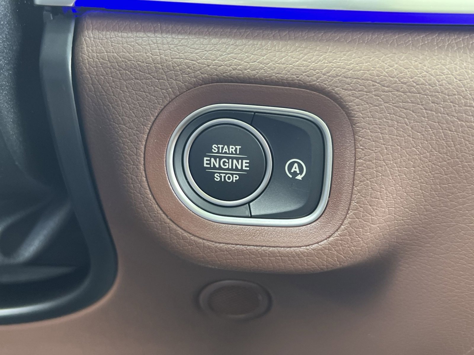 New 2026 Mercedes-Benz GLS 450 4MATIC image 33