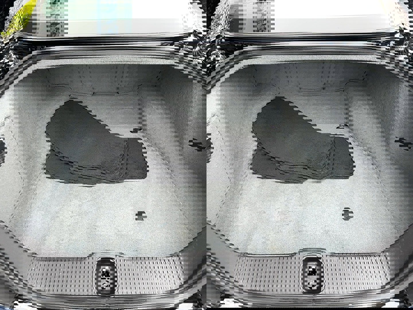 Used 2008 Jaguar XJ8 RWD image 24