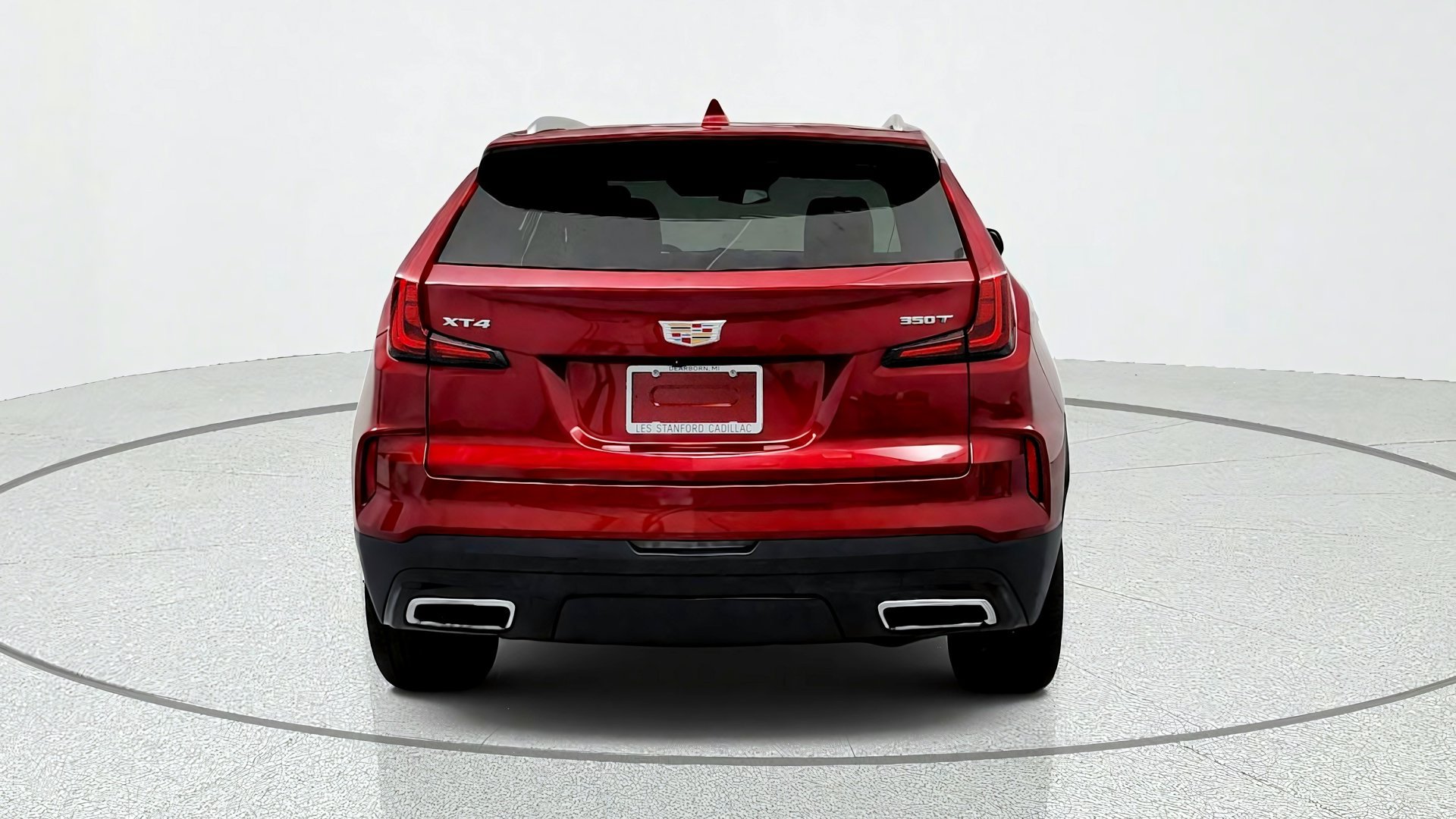 Certified 2024 Cadillac XT4 Premium Luxury w/ Cold Weather Package FWD image 4