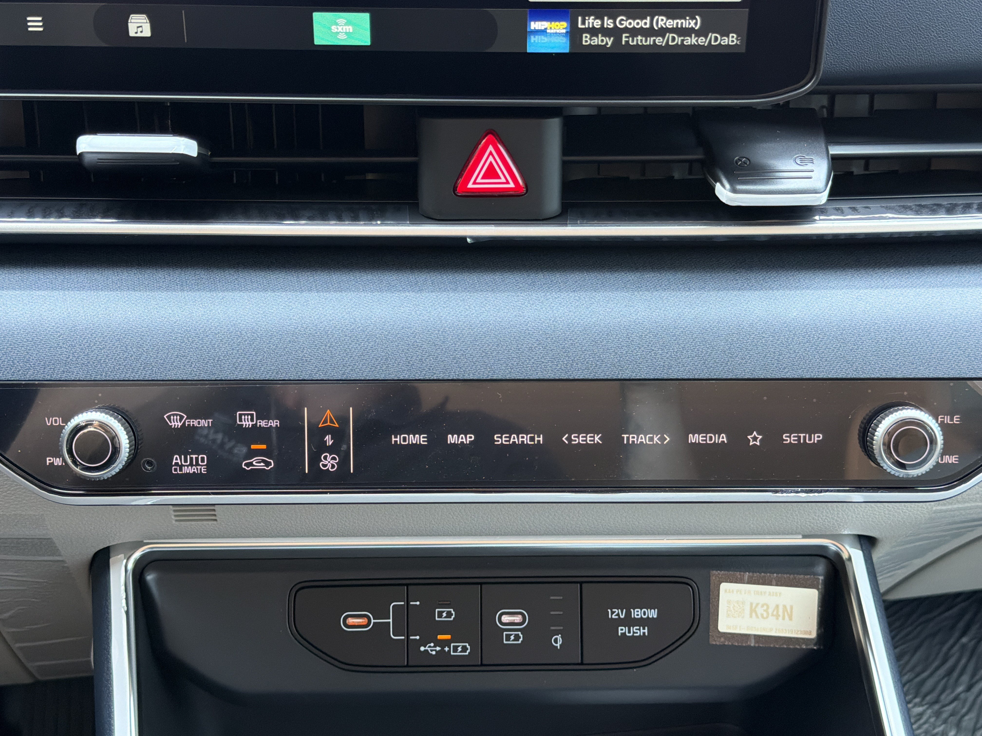 New 2026 Kia Carnival EX FWD image 7