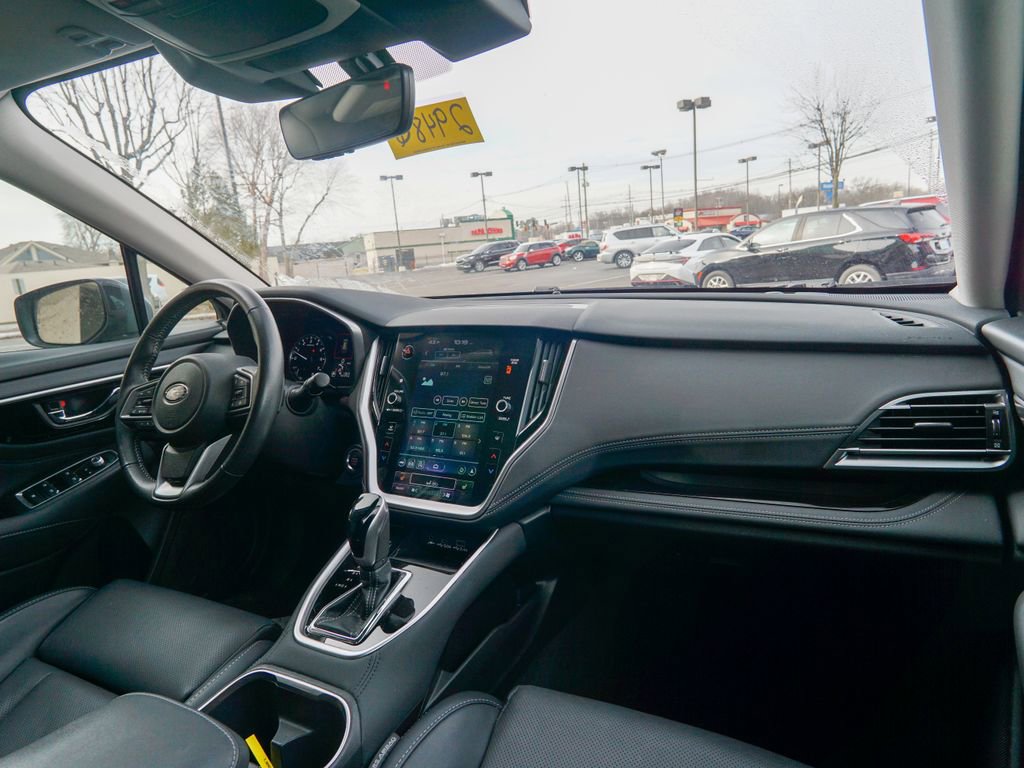 Used 2023 Subaru Outback Limited image 16