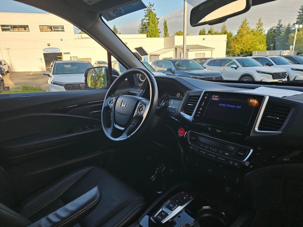 Certified 2018 Honda Pilot Touring image 10