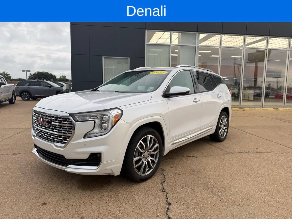 Used 2023 GMC Terrain Denali w/ LPO, Floor Liner Package AWD/4WD image 1